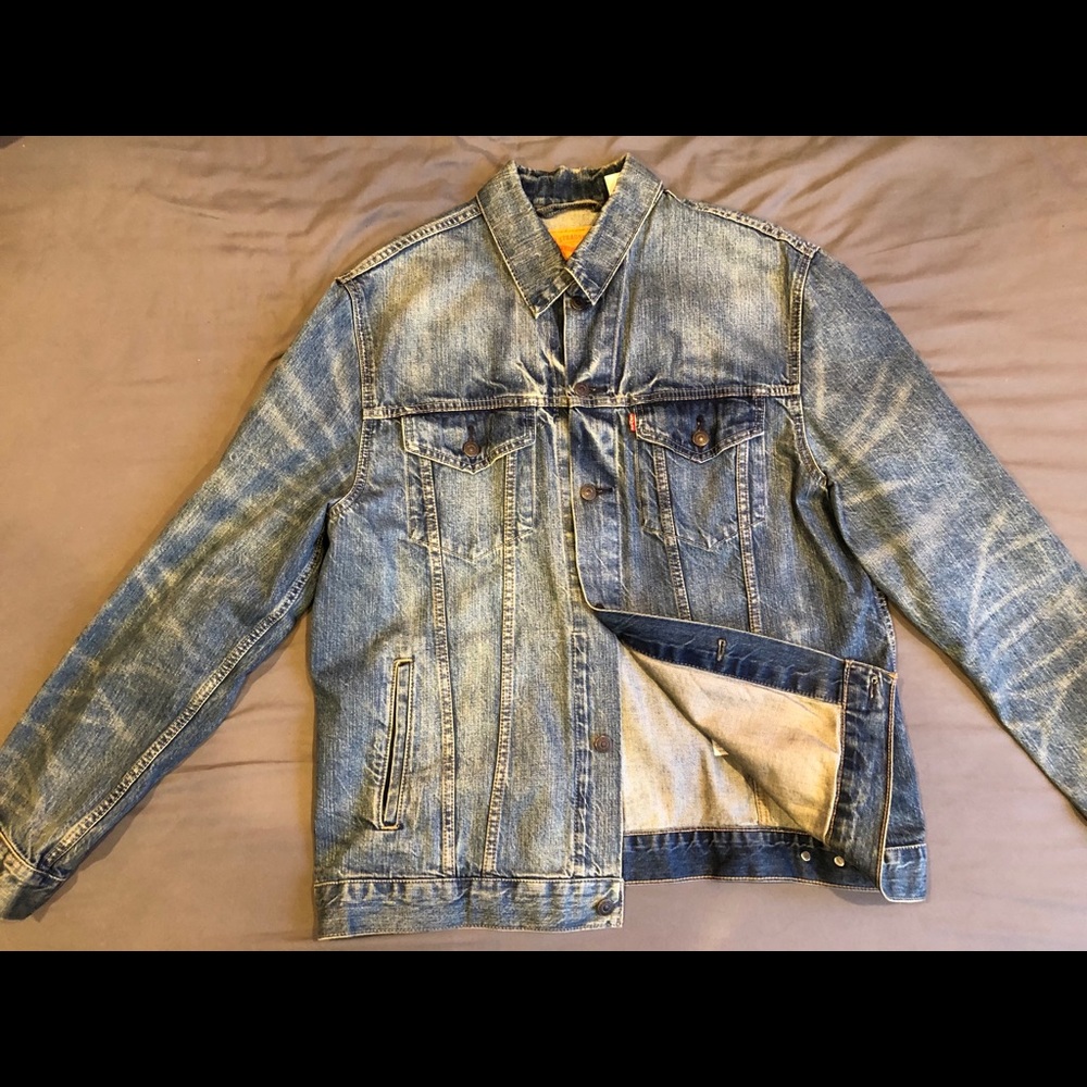 Levi’s Trucker Jacket